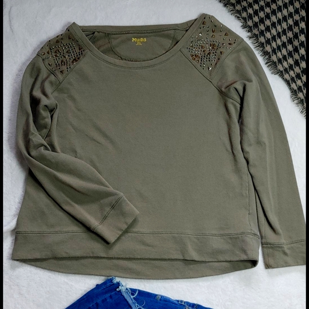 Long-sleeve Top